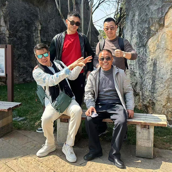 “旅行界-F4”-非你們莫屬，主打一個帥氣又歡樂！   aa.jpg
